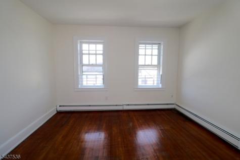160 New York Avenue Newark NJ 07105