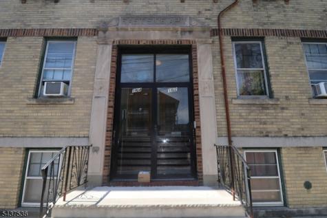 160 New York Avenue Newark NJ 07105
