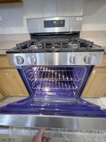 550 Norwood Street East Orange NJ 07018