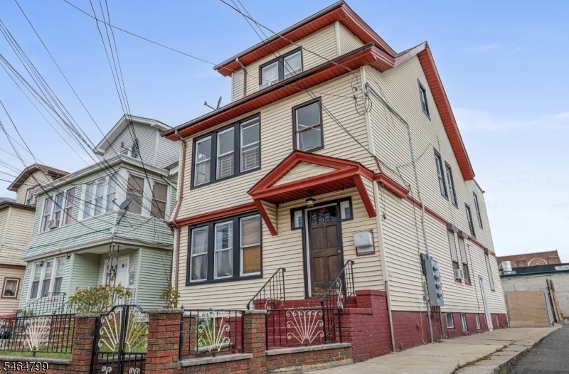 711 Pennington Street Elizabeth NJ 07202