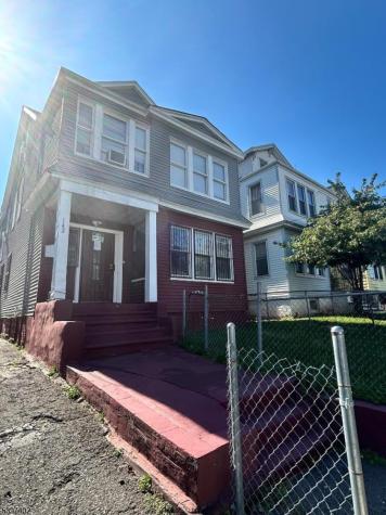 142 Mapes Avenue Floor 2 Newark NJ 07112