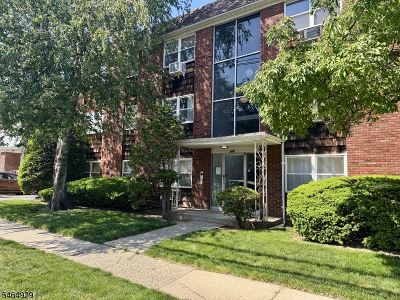 538 Joralemon Street Belleville NJ 07109