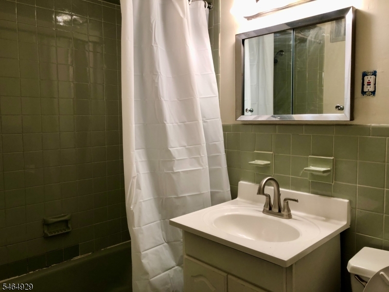 538 Joralemon Street Belleville NJ 07109