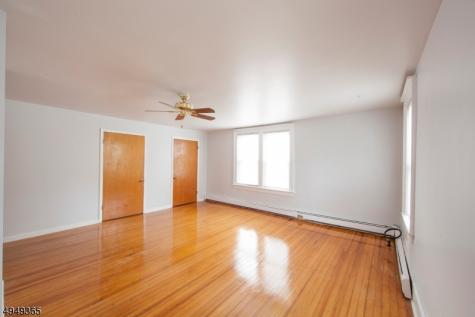 17 Gates Avenue Montclair NJ 07042