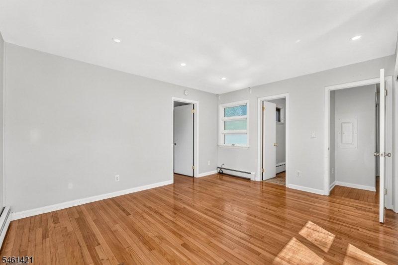 879 Vosseller Avenue Bridgewater NJ 08836