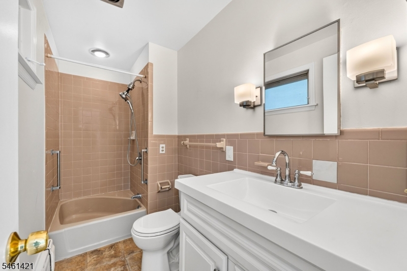 879 Vosseller Avenue Bridgewater NJ 08836