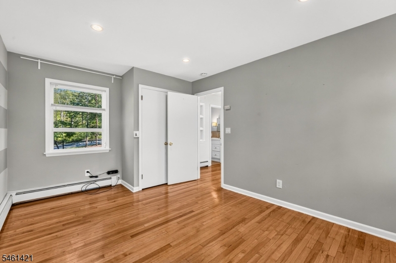 879 Vosseller Avenue Bridgewater NJ 08836