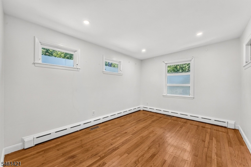 879 Vosseller Avenue Bridgewater NJ 08836