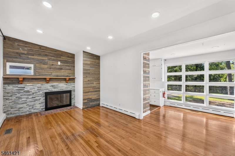 879 Vosseller Avenue Bridgewater NJ 08836
