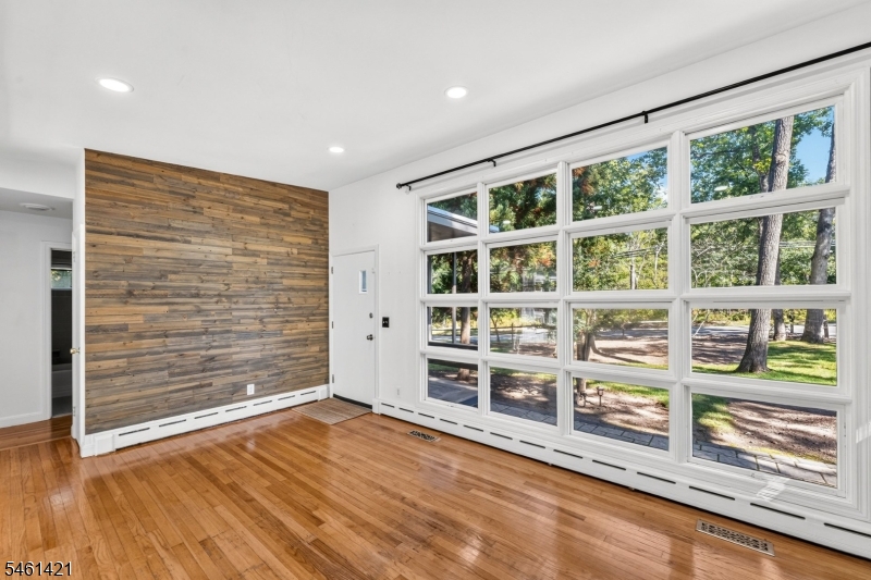 879 Vosseller Avenue Bridgewater NJ 08836