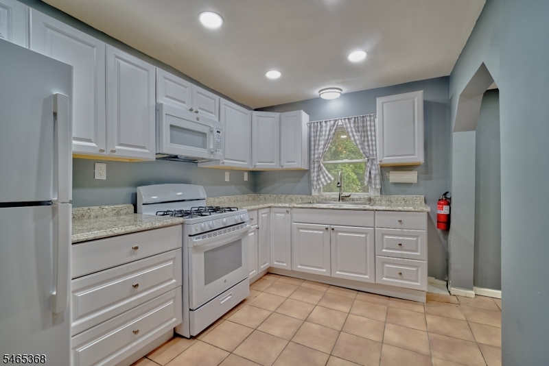 47 Court Street Flemington NJ 08822