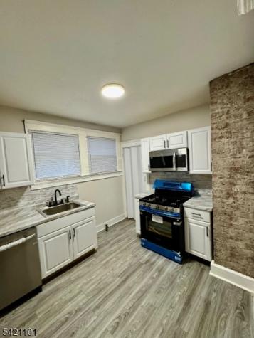 313 Halsted Street East Orange NJ 07018