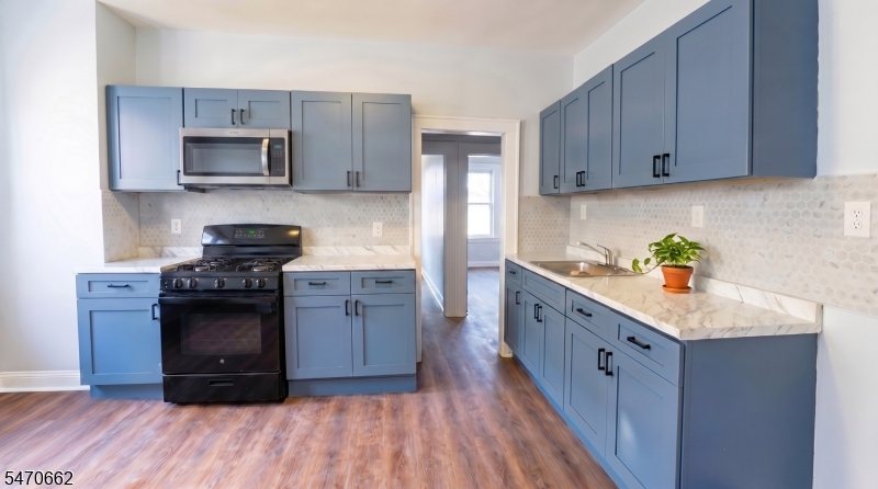 55 Schley Street Newark NJ 07112