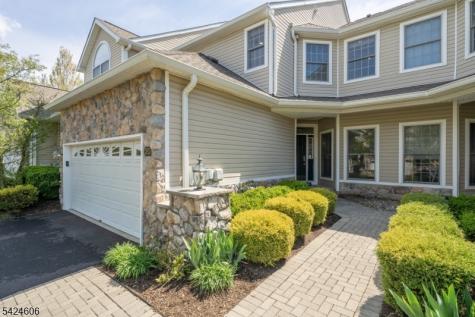 20 Pine Valley Road Livingston NJ 07039