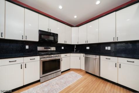 20 Pine Valley Road Livingston NJ 07039