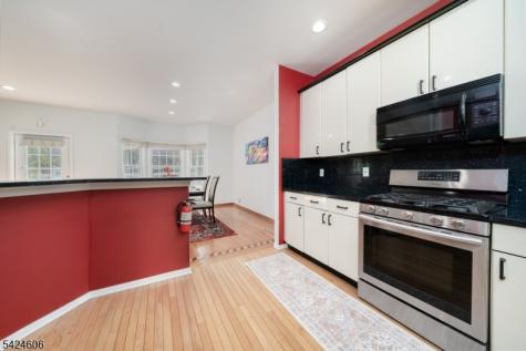 20 Pine Valley Road Livingston NJ 07039