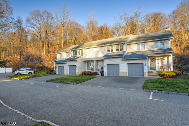 6 Hansen Place Wayne NJ 07470