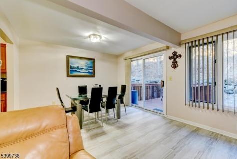6 Hansen Place Wayne NJ 07470