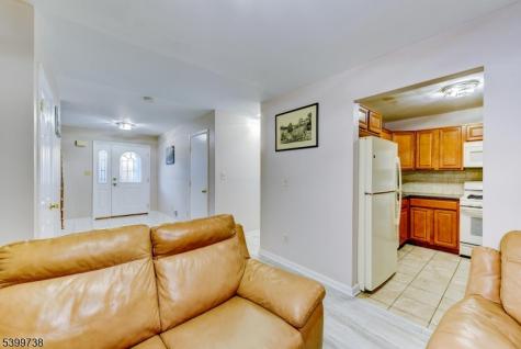 6 Hansen Place Wayne NJ 07470