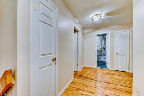 6 Hansen Place Wayne NJ 07470