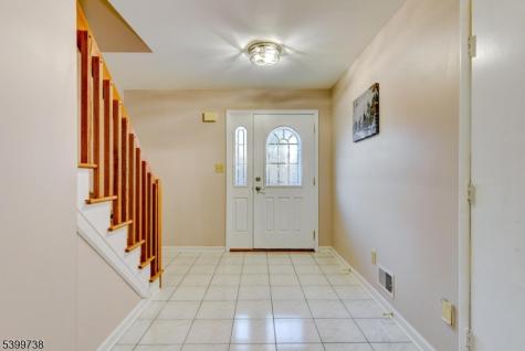 6 Hansen Place Wayne NJ 07470