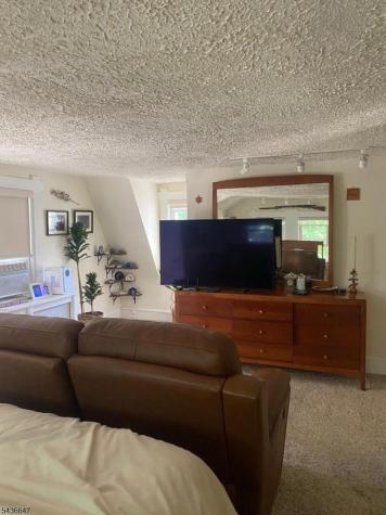 256 Bloomfield Avenue Verona NJ 07044