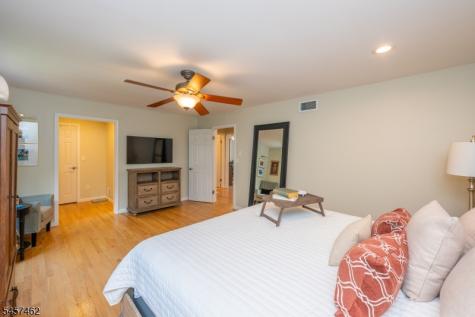 122 Sunrise Drive Long Hill NJ 07933