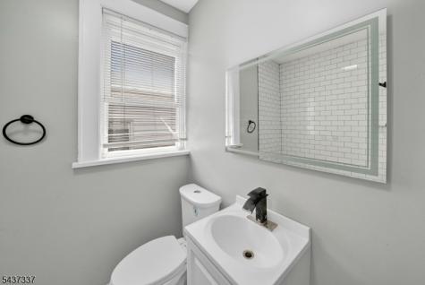 86 Curie Avenue Clifton NJ 07011
