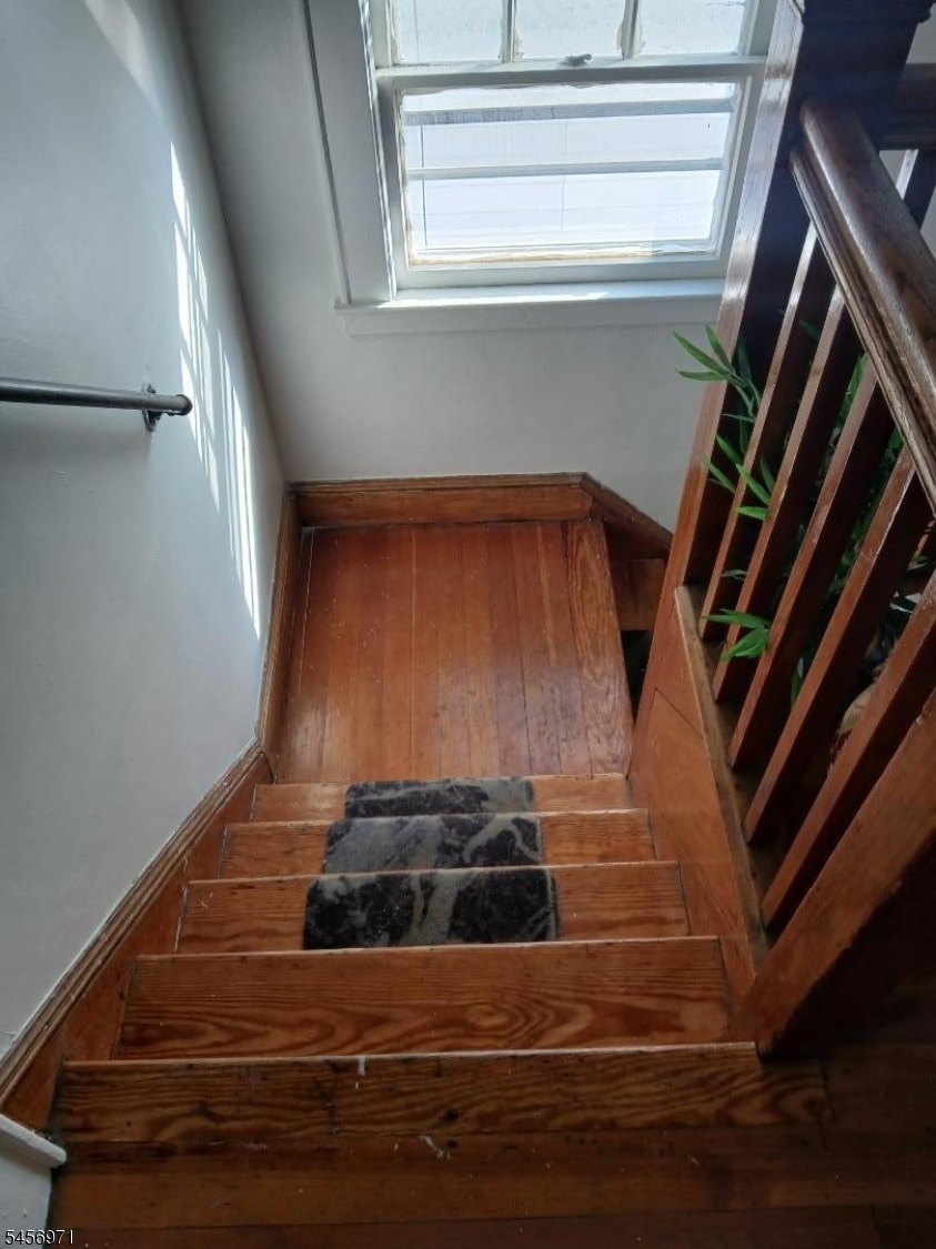 36 Smith Street Newark NJ 07106