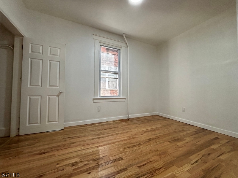 1084 Anna Street Elizabeth NJ 07201