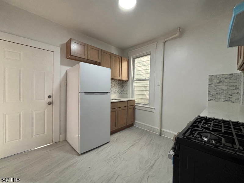 1084 Anna Street Elizabeth NJ 07201