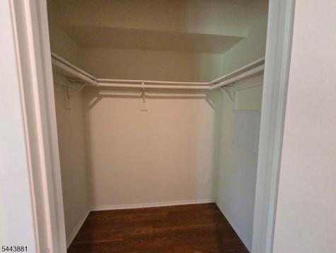 71 Drake Lane Roxbury NJ 07852