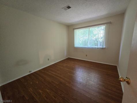 71 Drake Lane Roxbury NJ 07852