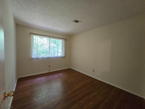 71 Drake Lane Roxbury NJ 07852