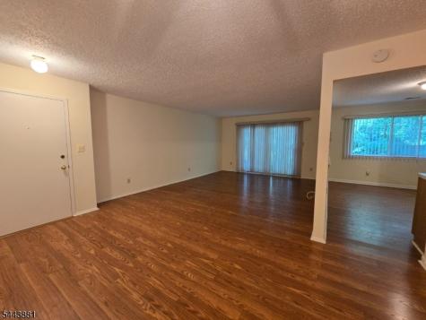 71 Drake Lane Roxbury NJ 07852