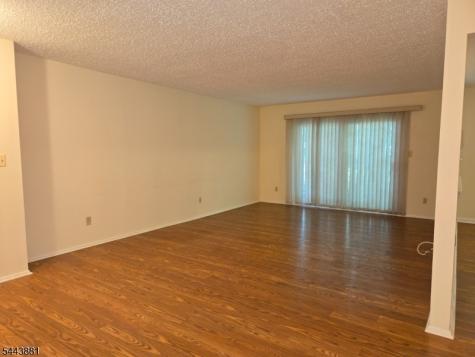 71 Drake Lane Roxbury NJ 07852