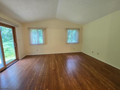 71 Drake Lane Roxbury NJ 07852