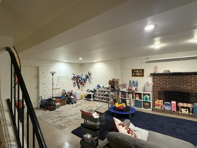 1 Carriage Way Montclair NJ 07042