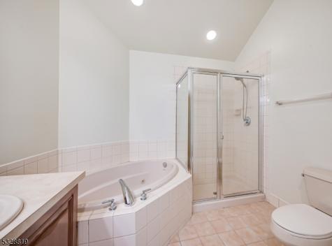 103 Crown Court Livingston NJ 07039