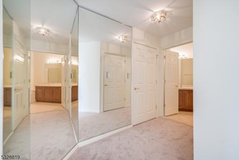 103 Crown Court Livingston NJ 07039