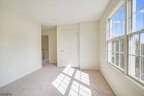 103 Crown Court Livingston NJ 07039