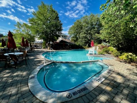 103 Crown Court Livingston NJ 07039