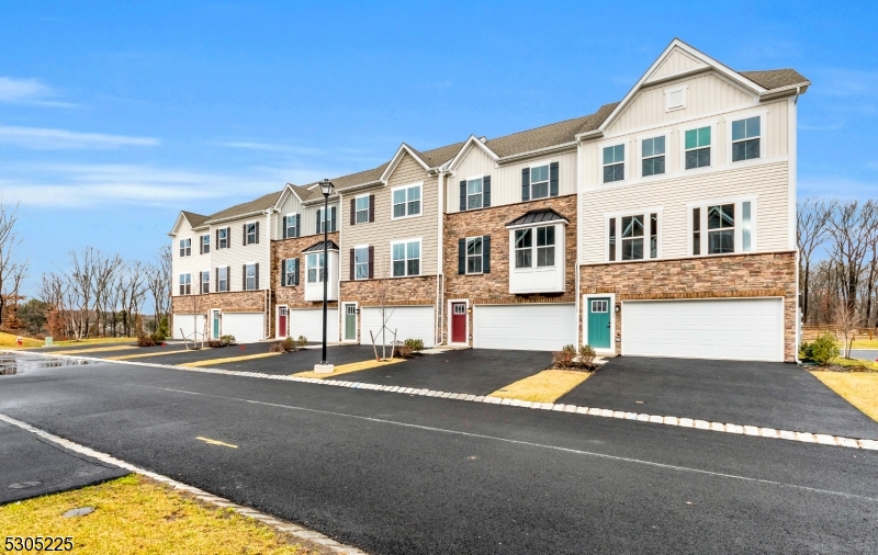 9 Peckwell Street Mount Olive NJ 07828
