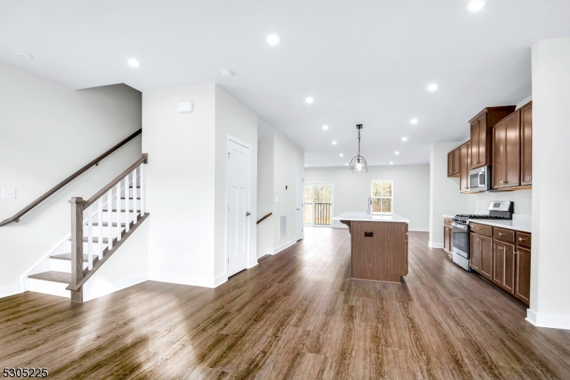 9 Peckwell Street Mount Olive NJ 07828