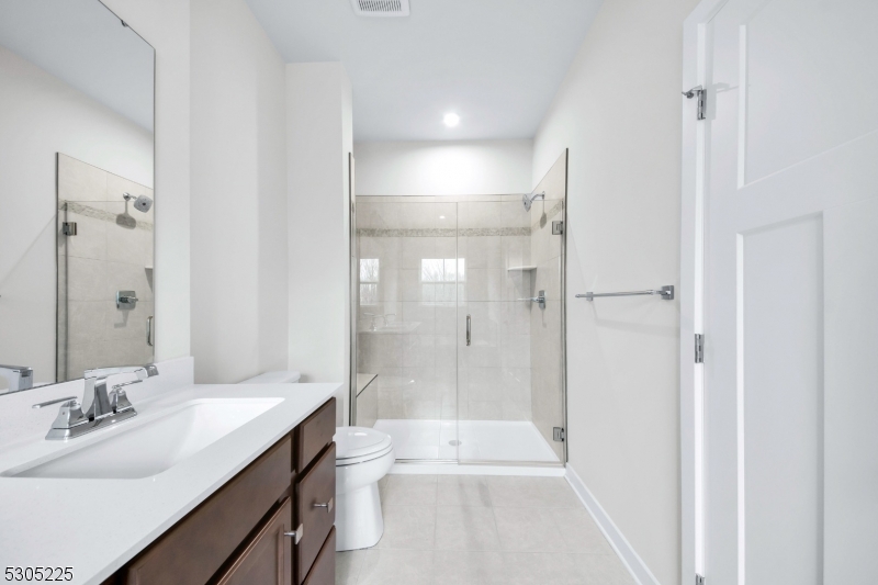 9 Peckwell Street Mount Olive NJ 07828