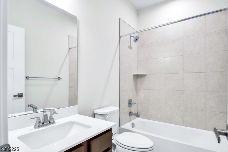 9 Peckwell Street Mount Olive NJ 07828