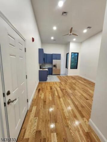 189 Main Street Paterson NJ 07505