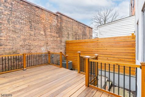16 Eagle Street Newark NJ 07102