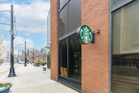 16 Eagle Street Newark NJ 07102