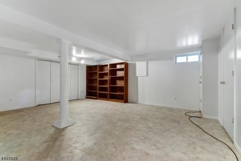 50 Falcon Road Livingston NJ 07039